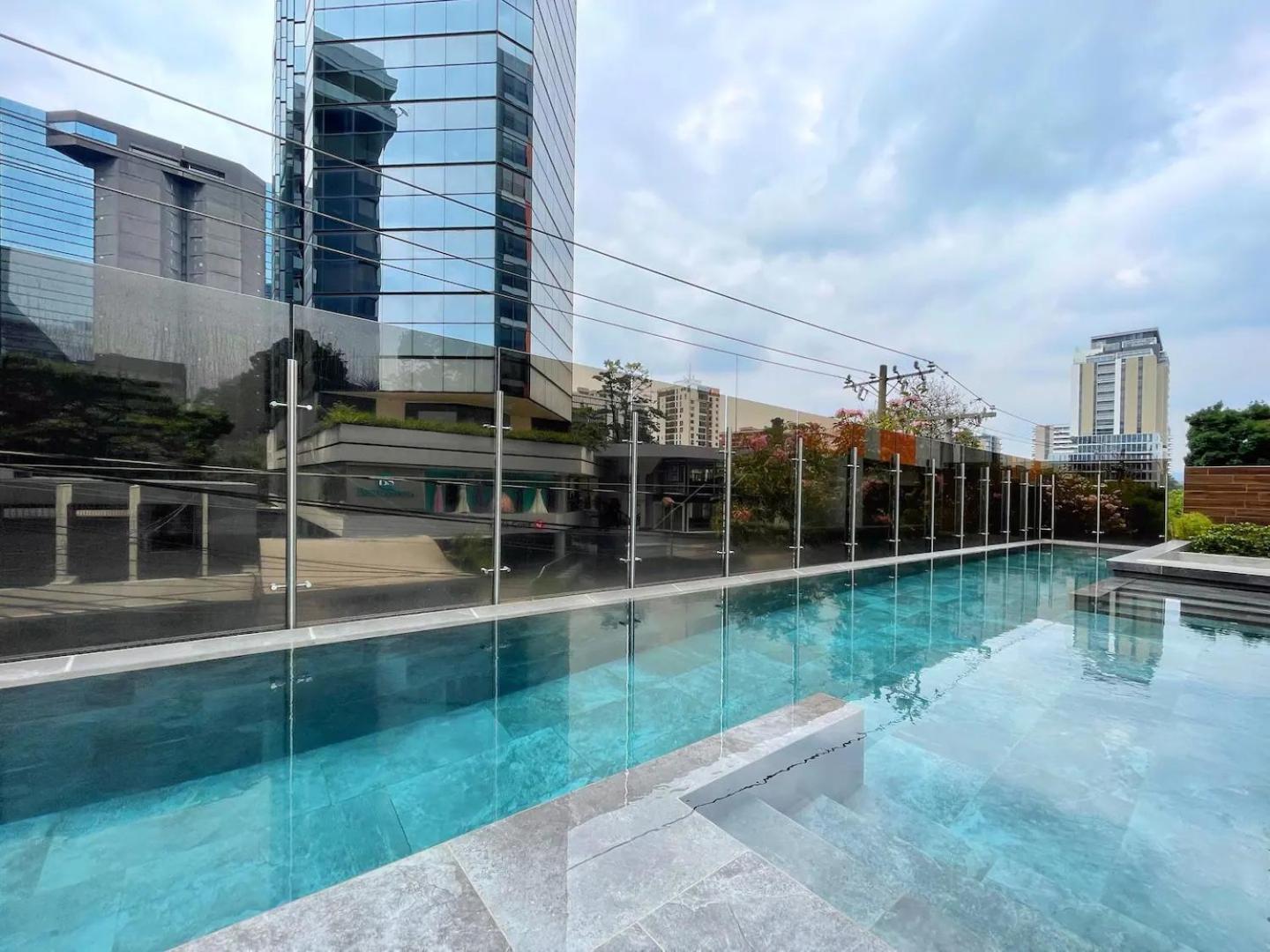 Apartamento 2 Habitaciones, Edificio Eon, Zona 10, Turin グアテマラシティ エクステリア 写真