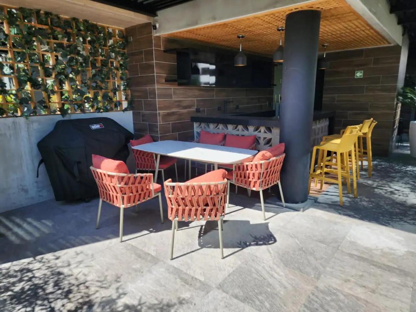 Apartamento 2 Habitaciones, Edificio Eon, Zona 10, Turin グアテマラシティ エクステリア 写真